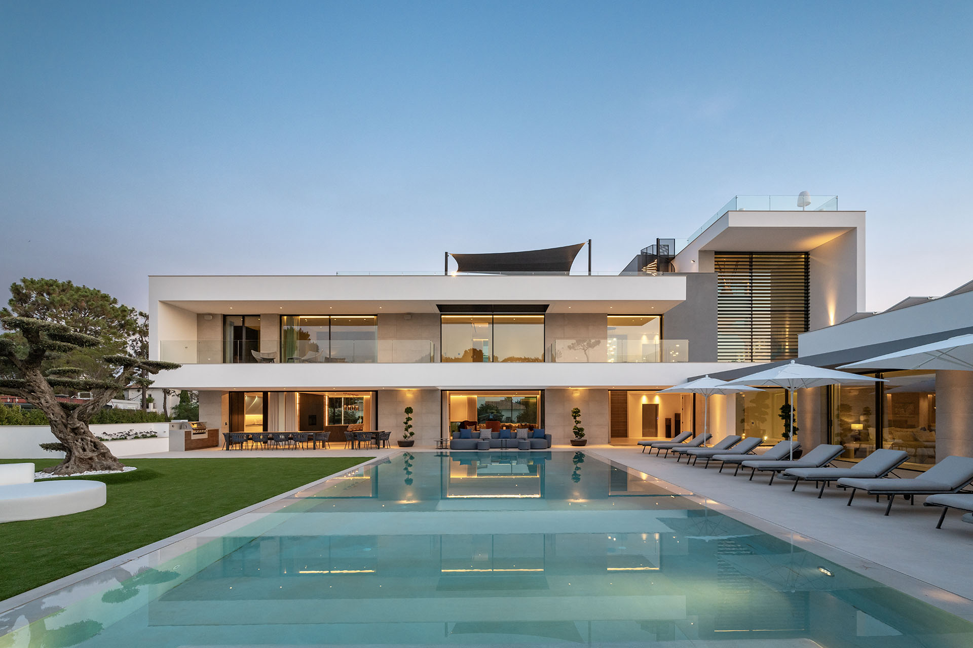 Lake Front Villa, Quinta Do Lago photograph