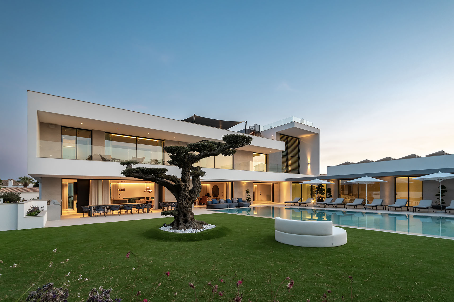 Lake Front Villa, Quinta Do Lago photograph